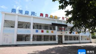 【我的教育故事展播】万宁龙保小学校长符晓敏：扎根乡村24载 学生的“超人妈妈”